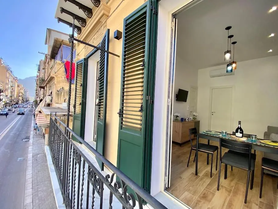 Teste Di Moro A Due Passi Dal Centro Di Palermo Apartment Italy